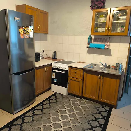 Z Aneksami Kuchennymi U Alicji * Čechovice-Dědice