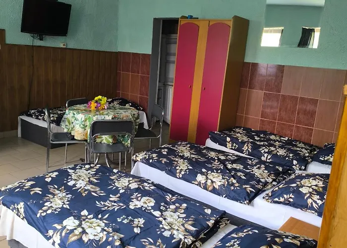 Z Aneksami Kuchennymi U Alicji